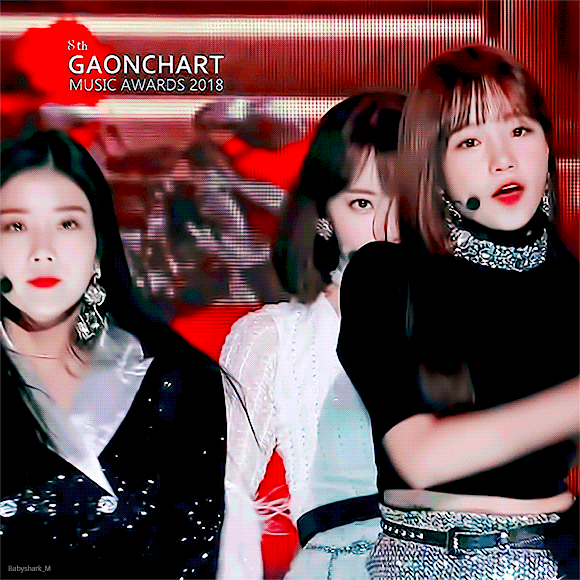 사쿠라 본인피셜 제일 예뻤던 날 | 인스티즈