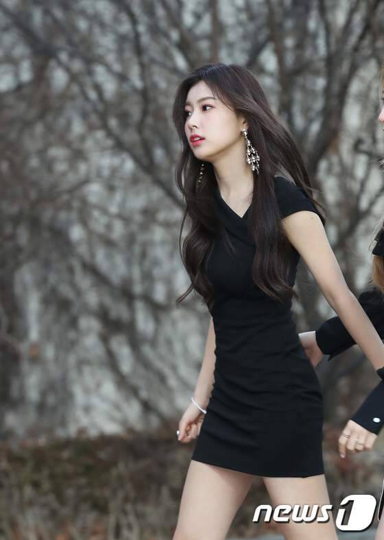 아이즈원) 세상이 불공평하다는걸 느낀 안유진 | 인스티즈