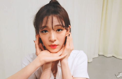 프로미스나인 데뷔 500 V앱 프롬이들과 FUN한요일 2.GIF | 인스티즈