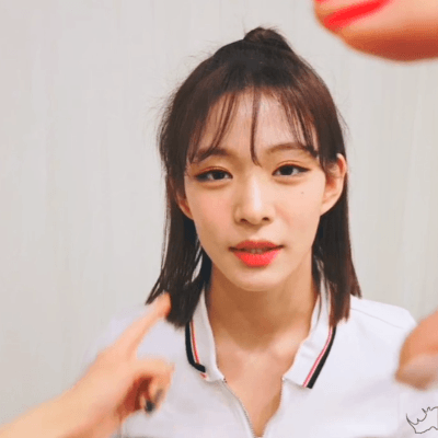 프로미스나인 데뷔 500 V앱 프롬이들과 FUN한요일 2.GIF | 인스티즈