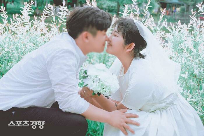 "사랑보다 값진 건 없다” 최준희양, 연인과 행복한 근황 공개 | 인스티즈