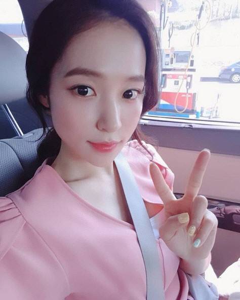 홍자, 지역 비하 발언 논란에 사과…"변명의 여지 없는 저의 실수” | 인스티즈