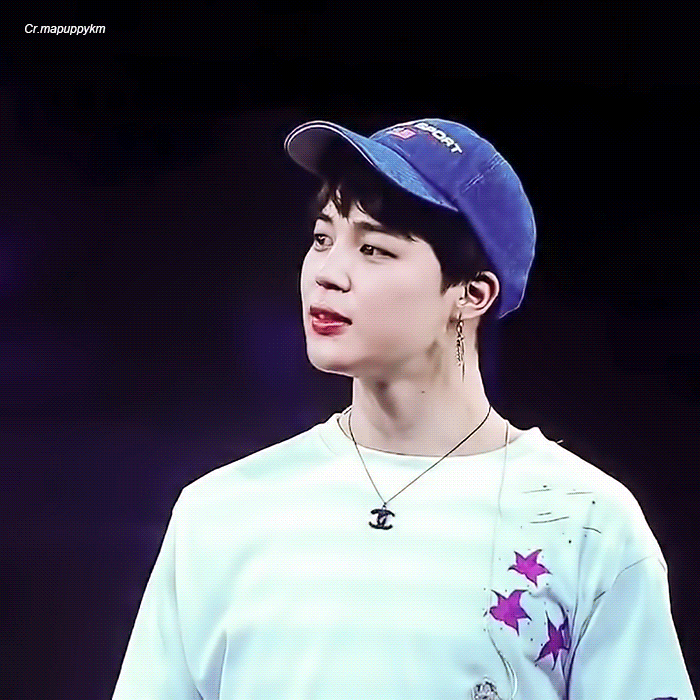 모자 쓰고 어려진듯한 방탄소년단 지민 최근 스타일링 | 인스티즈