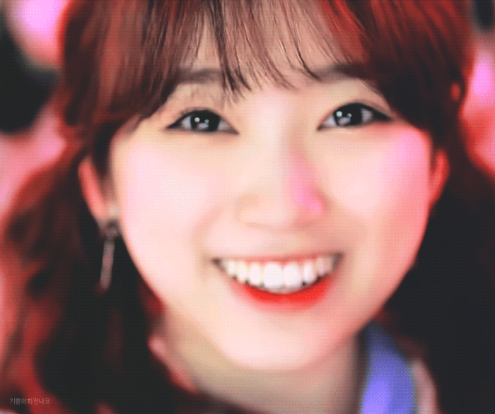 아이즈원) 오늘은 내가 아는 요정 중에 가장 예쁘고 사랑스럽고 소중한 요정 '야부키 나코'의 생일 | 인스티즈