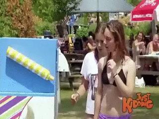 수상한 아이스크림 기계.gif | 인스티즈