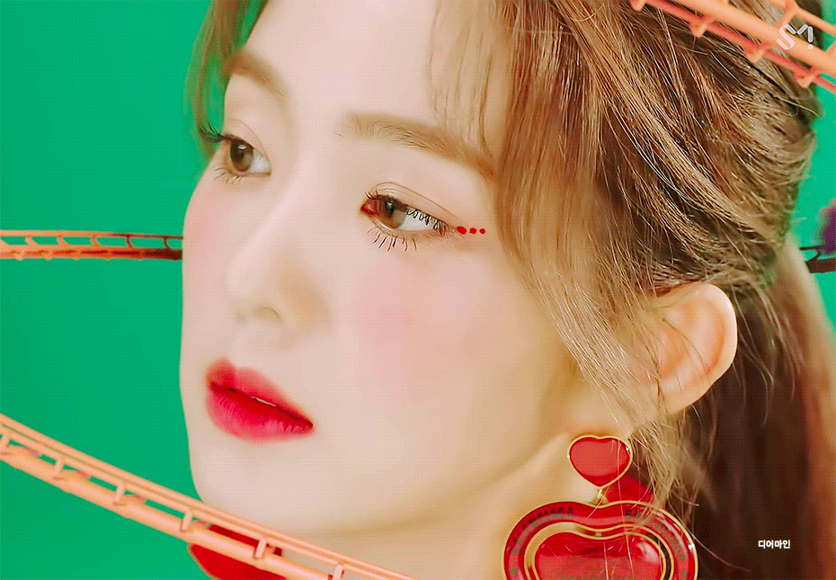 레드벨벳 신곡 짐살리빔 뮤비속 아이린.gif | 인스티즈