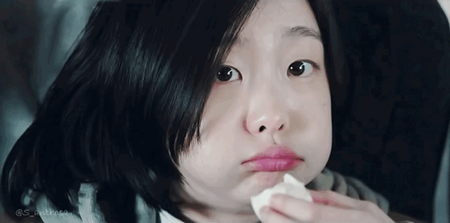 영화 '마녀' 김다미 계란 먹방 | 인스티즈