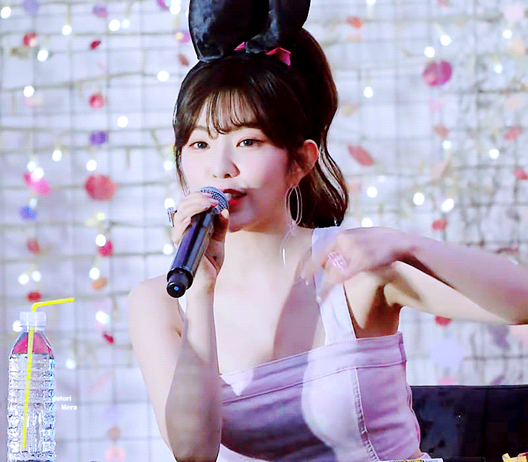 비오는날 야외 팬사인회해서 미안해 하는 레드벨벳 아이린 | 인스티즈