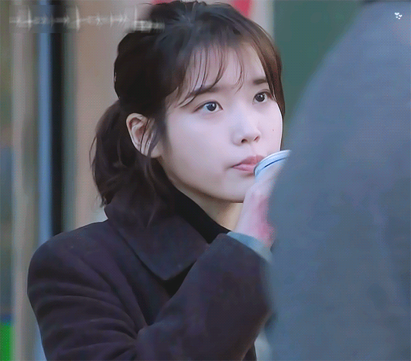 IU오물오물♥ 아이유 폼나게 먹자 먹방 모음!! + 2017 가요대전 리메이크 무대.zip | 인스티즈