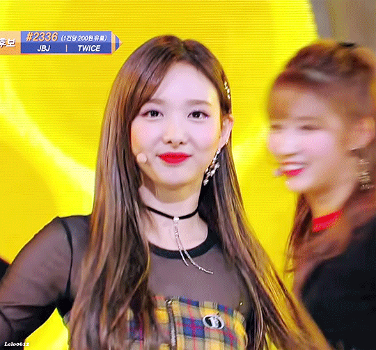 의도하지 않게 레전드짤이 나온 트와이스 나연.jpgif | 인스티즈