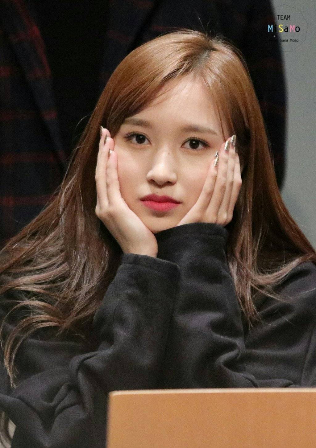 팬싸에서 신발에 깔창없다고 세상 시무룩한 미나리 ㅋㅋㅋㅋㅋㅋㅋㅋㅋㅋㅋㅋㅋㅋㅋ | 인스티즈