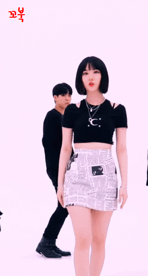 스튜디오 춤 [DancetheX] GFRIEND(여자친구) - Fever(열대야).gif | 인스티즈