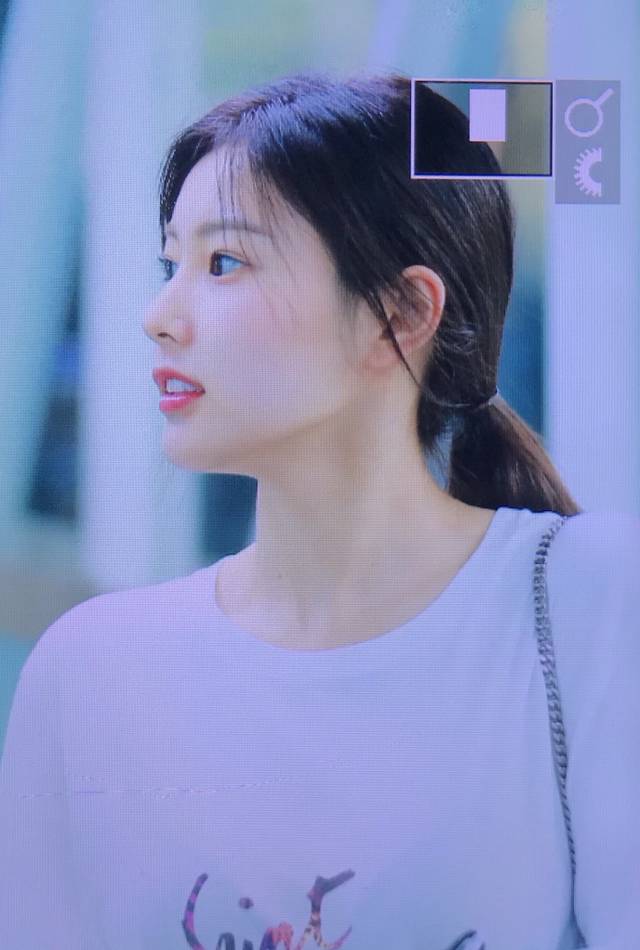 아이즈원) 음식을 기다리는 강혜원 | 인스티즈