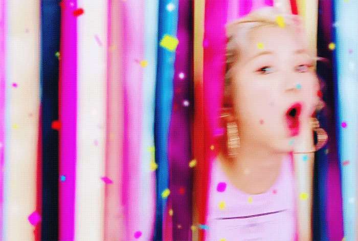 농림축산산업부도 인정한 딸기공주 채영이의 STRAWBERRY | 인스티즈