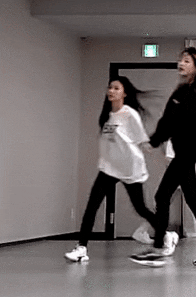 사기적인 아이즈원 원영이의 비율.gif | 인스티즈