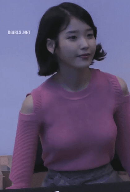 분홍티 아이유ㄷㄷㄷㄷ.gif | 인스티즈