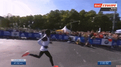 마라톤 세계 신기록 보유자의 달리기.. 와 ㄷㄷㄷ | 인스티즈