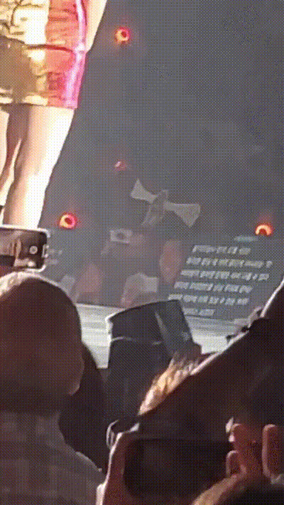 트와이스 팬이 만든 굿즈 보고 놀란 트와이스 | 인스티즈