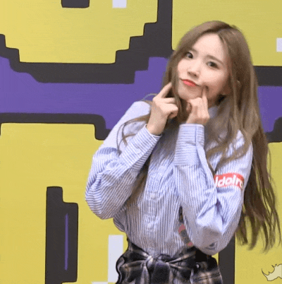 대학으로 치면.. 곧 졸업하시는 4학년 언니.jpgif | 인스티즈