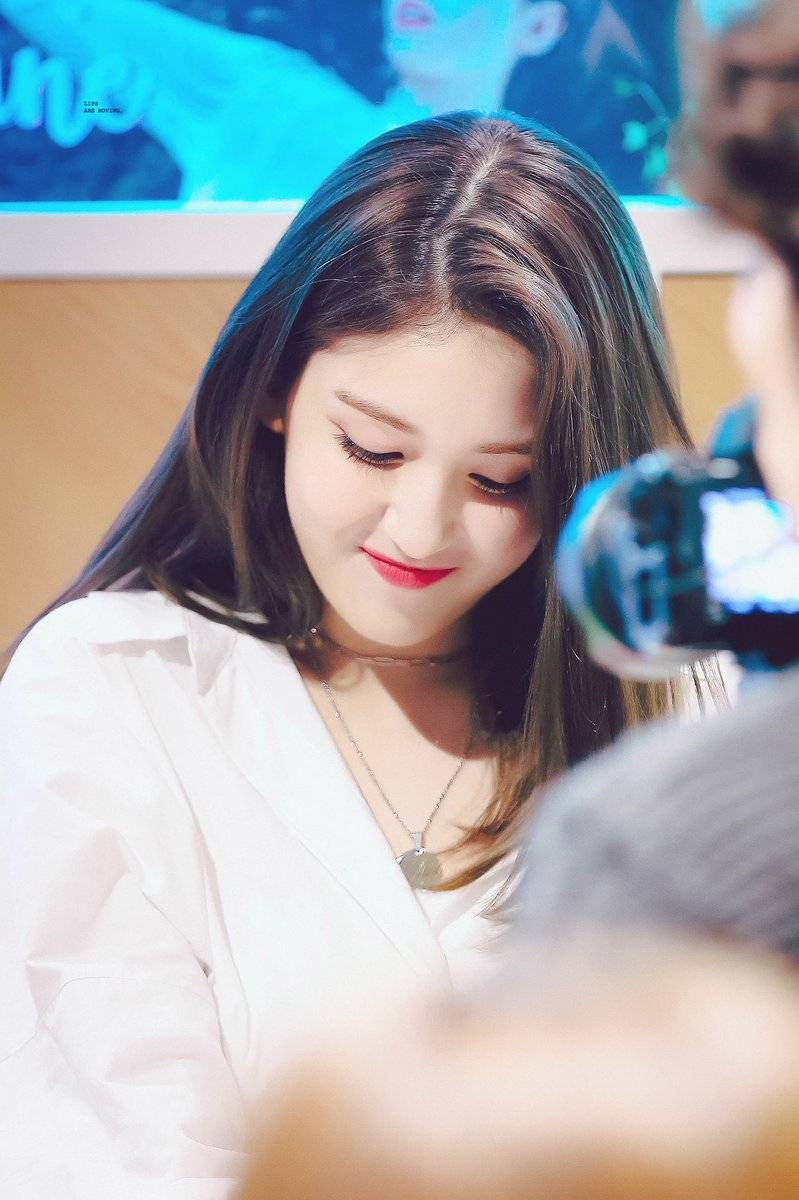 많이 이뻐진 소미.jpgif | 인스티즈