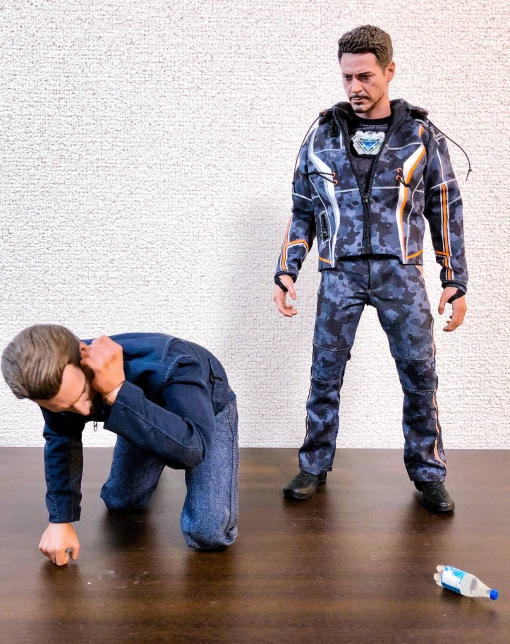 토니 스타크와 캡틴 아메리카의 병뚜껑 챌린지 | 인스티즈