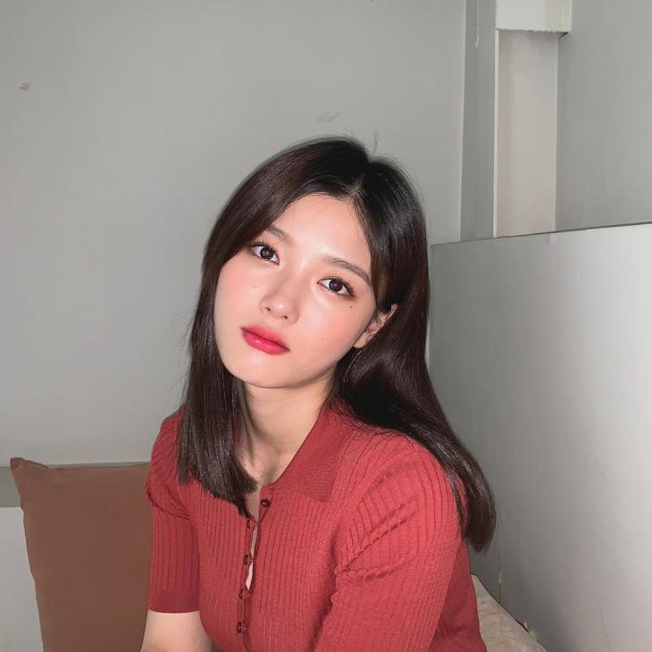 김유정, 숏단발→중단발…나이 21살 매일 리즈 갱신 중인 여배우 | 인스티즈