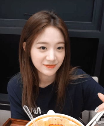 마라탕에 빠지면 어떻게 되는지를 보여주는 아이돌 | 인스티즈