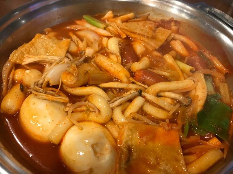 망할 줄 알았는데 의외로 스테디로 자리잡은 무한리필 프랜차이즈....JPG | 인스티즈