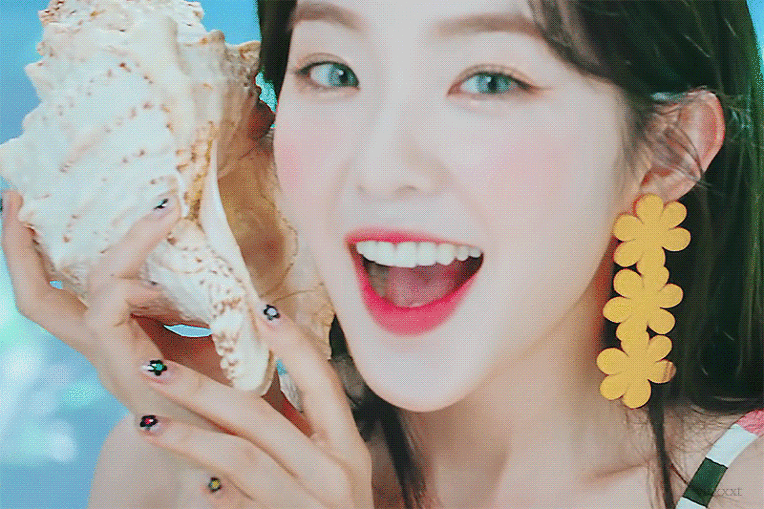 레드벨벳 신곡 뮤비속 아이린.gif | 인스티즈