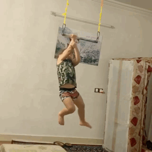 이란의 한 어린아이 | 인스티즈