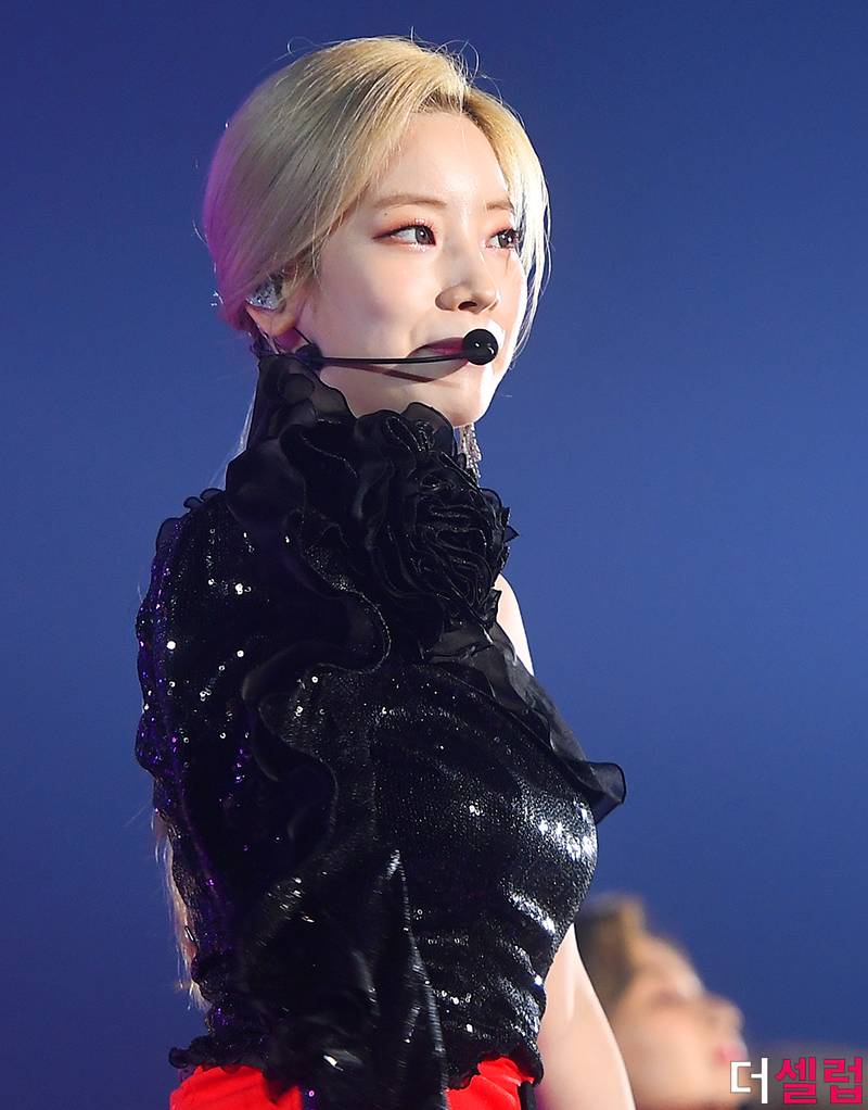 소리바다 어워즈에 참석한 트와이스 멤버들.jpg | 인스티즈