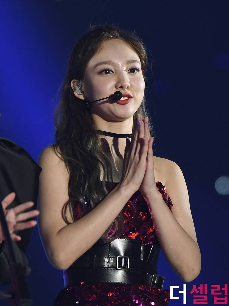 소리바다 어워즈에 참석한 트와이스 멤버들.jpg | 인스티즈