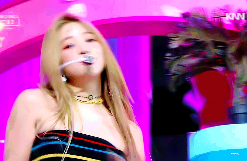 금발 예리 오프숄더 | 인스티즈