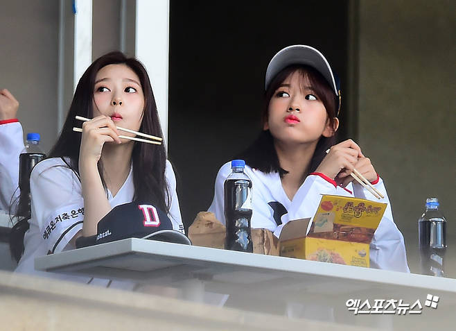 잘 먹는 성장기 걸그룹 | 인스티즈