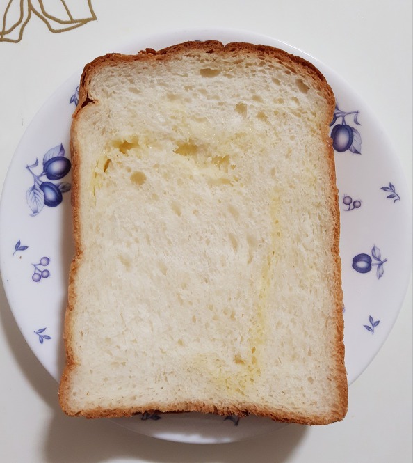 구워만 먹어도 맛있다는 파리바게뜨 식빵 투탑...jpg | 인스티즈