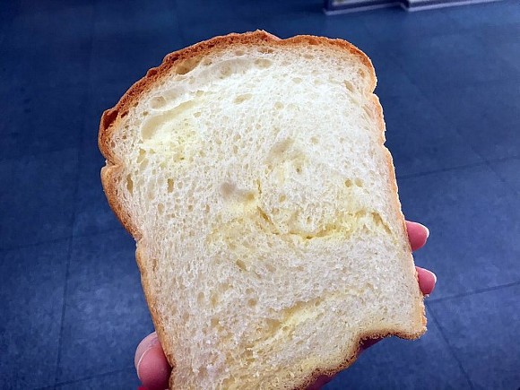 구워만 먹어도 맛있다는 파리바게뜨 식빵 투탑...jpg | 인스티즈