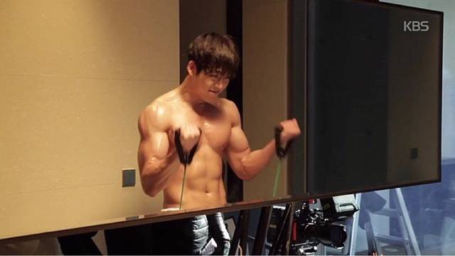 어좁 탈출한 남자 연예인들.jpg | 인스티즈