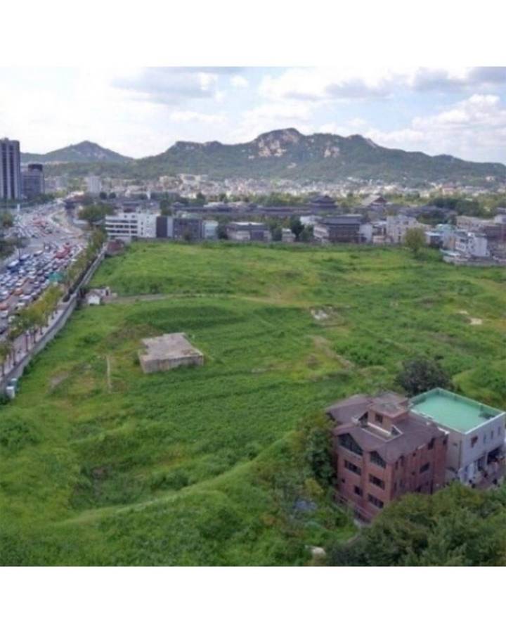 서울 한복판에 20년째 놀고 있는 땅.jpg | 인스티즈