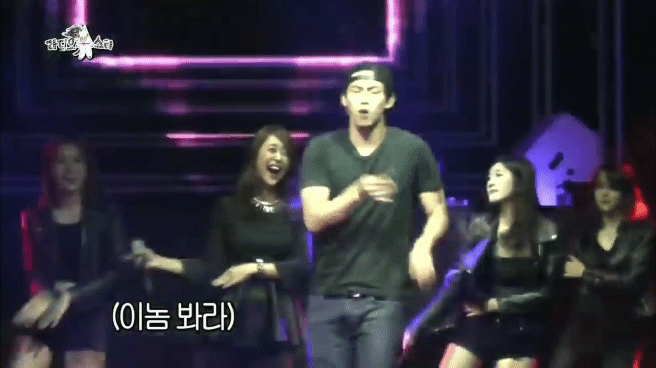 무대에 난입한 옥택연 얘기하는 백지영 | 인스티즈