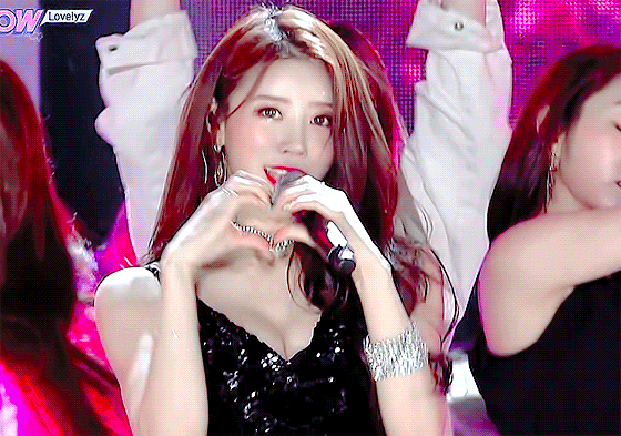 [러블리즈] 퇴근시간이 너무 느리게 가는 것 같아서 미주 | 인스티즈