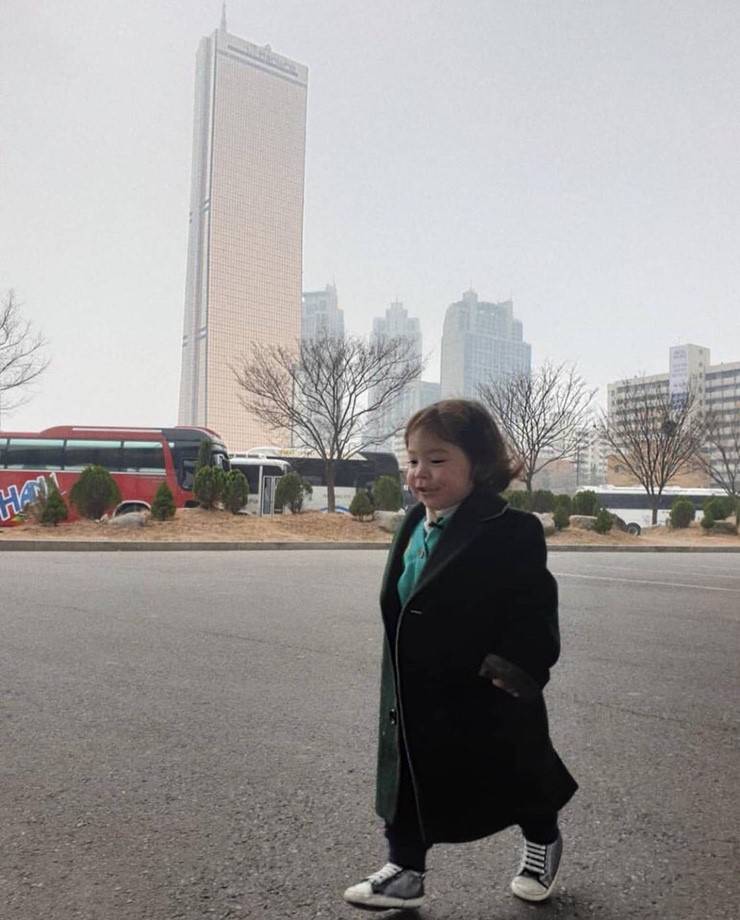 건후 전신 사진만 모아봤습니다 | 인스티즈