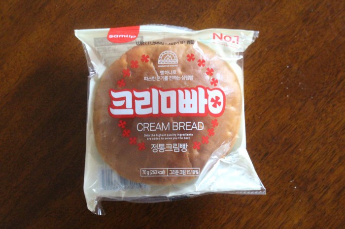 특유의 저렴한 맛이 있는 빵...jpg | 인스티즈