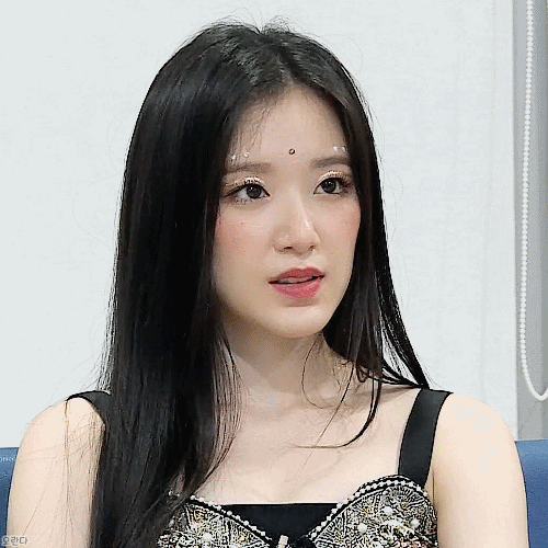 어제 퀸덤 짱예보스 아이들 슈화.gif | 인스티즈