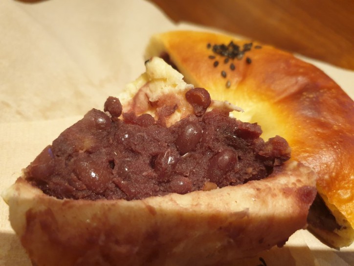 사람마다 나뉘는 단팥빵 스타일...jpg | 인스티즈