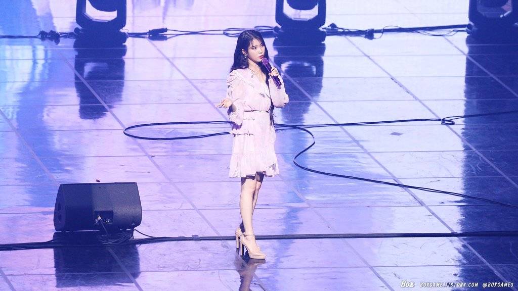 장만월사장 말고 이지은.jpg | 인스티즈