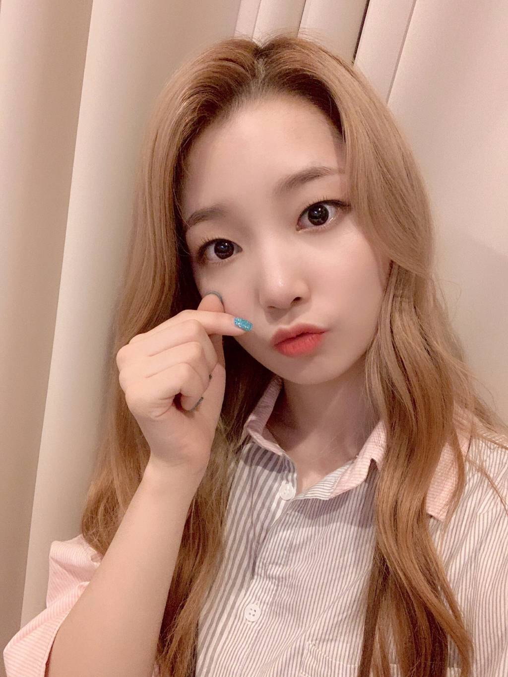 [로켓펀치] 모닝 빔밤붐이라서 연희 | 인스티즈