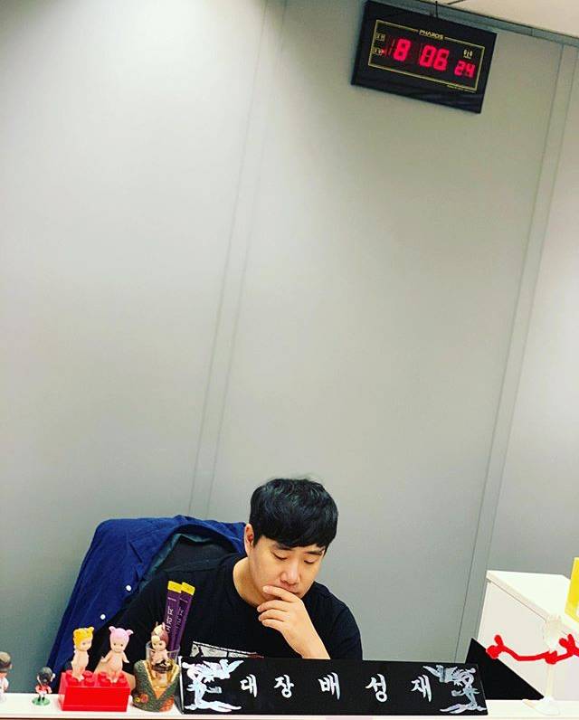 열심히 일하는 아나운서 | 인스티즈