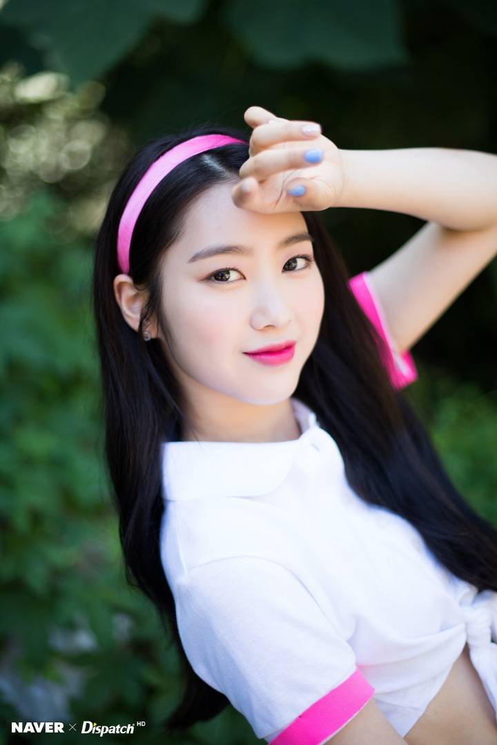 오마이걸 지호 금발vs흑발 | 인스티즈