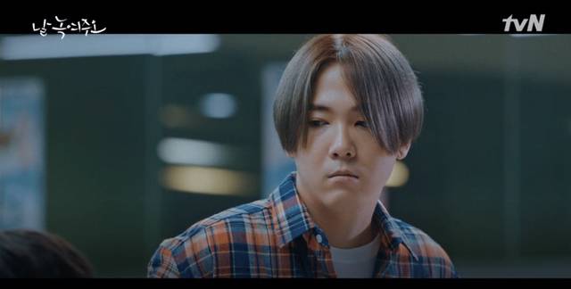 배경이 99년이라고 해서 준비해갔는데 이홍기 '몰카인가?' 싶었을 드라마.jpg | 인스티즈