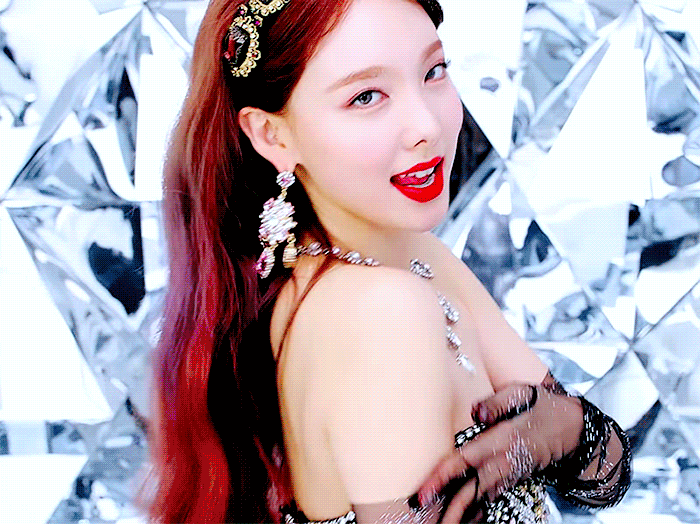 필스페셜 뮤비속 나연이 | 인스티즈